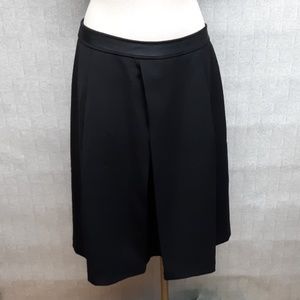 White House Black Market Skirt - EUC